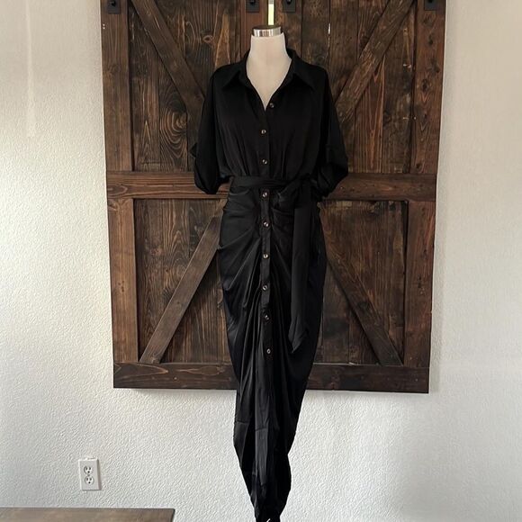 Elegant Elegant Short Sleeve V Neck Satin Button Down Shirt Dress with Belt - Picture 4 of 13